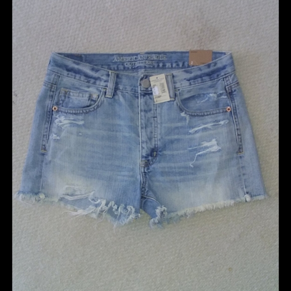 American Eagle Outfitters Pants - 🆕 American eagle boyfriend cutoff shorts
